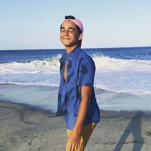 Meet your Posher, Josh